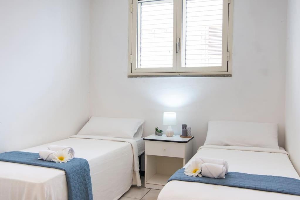 TorregrandeApt.1-Con Terrazzo A Pochi Metri Dal Mare - Free Wi-Fi トッレ・グランデ エクステリア 写真